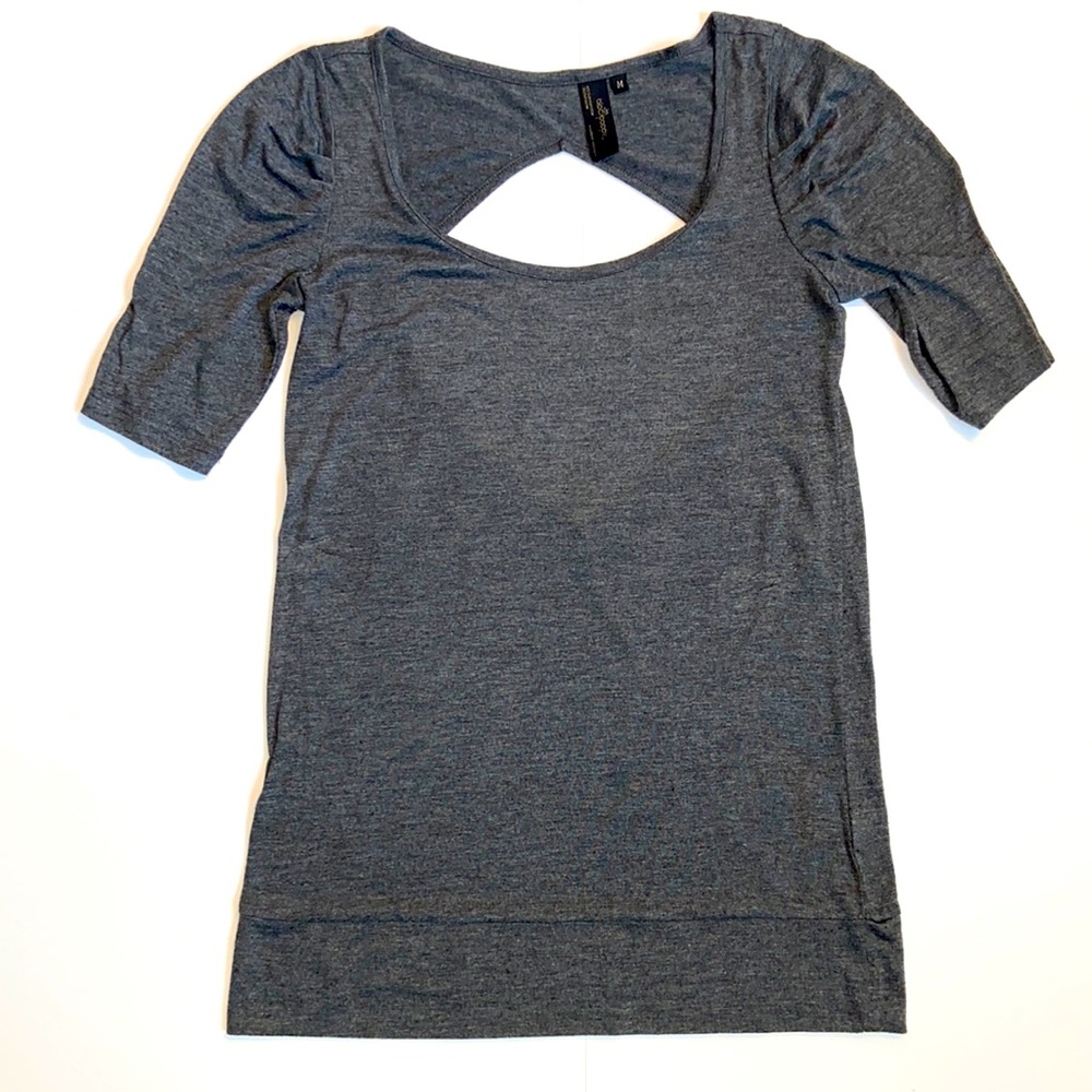 Short sleeve top - Picture 1 of 4